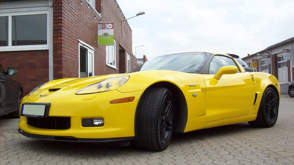 Corvette C5 gelb aufbereitet von SIMON - Fahrzeugaufbereitung und Oberflächentechnik Mainz